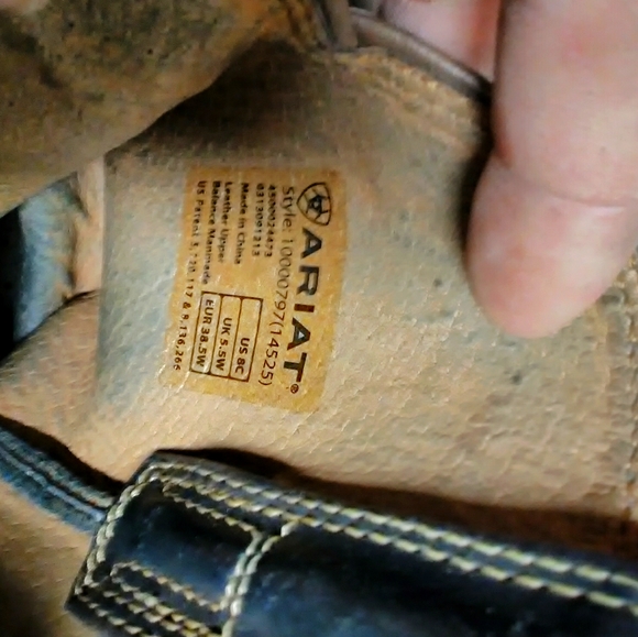 Leather boots - Picture 1 of 3